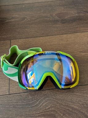 Giro Neon Green Ski Goggles with Blue Mirrored Lens